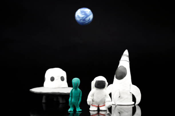 Inflationary multiverse and the eternal bubble model